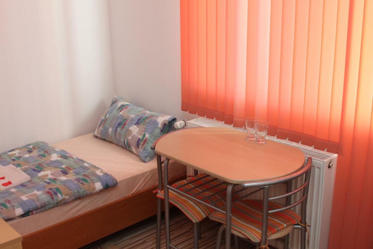 Pension Motel Anna Lenora Buitenkant foto